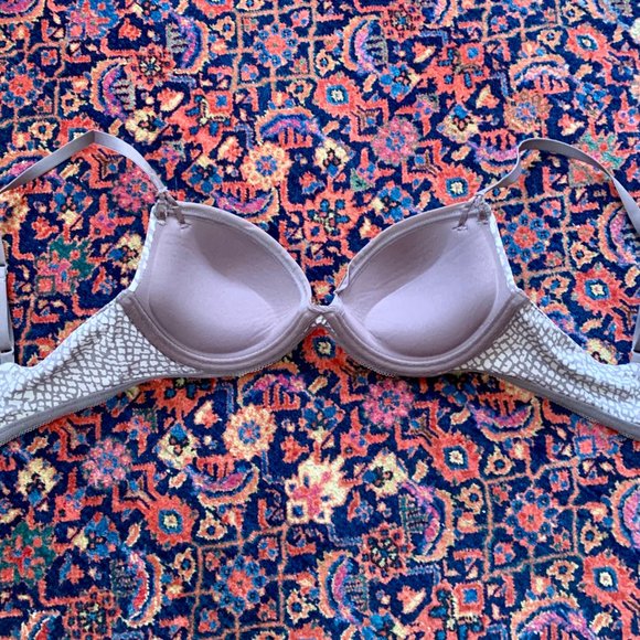 Modern T-Shirt Bra Perfectly Fit Calvin Klein 32B - Picture 4 of 4